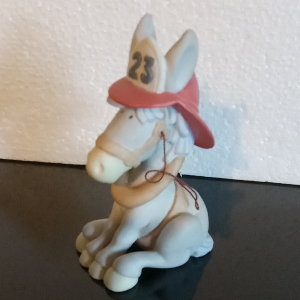 Home art Knick, knack. Very good condition.